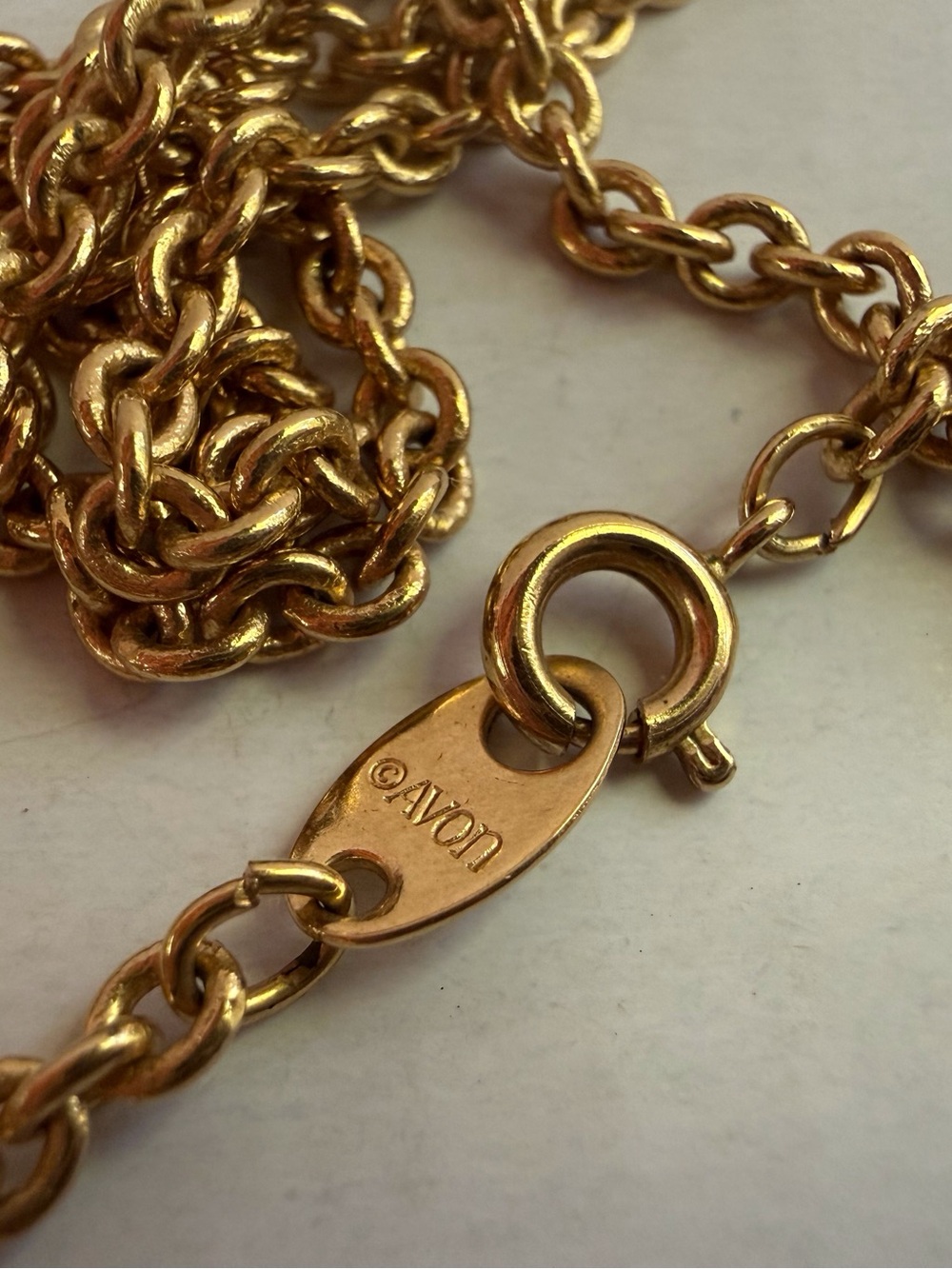 Avon Gold-Tone Double Heart Pendant Necklace with Blue Gem - Picture 3 of 3